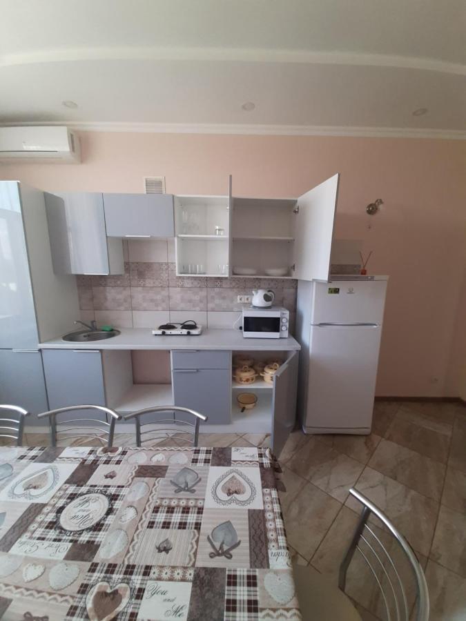 Guest House Tjornomorsk Eksteriør billede